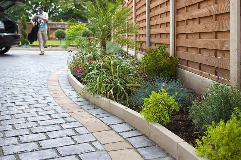 Comment aménager les bordures du jardin1