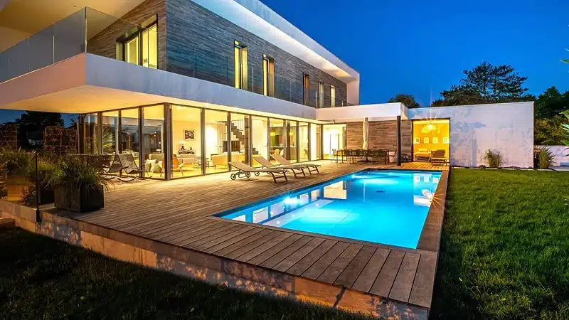 Les tendances design pour votre piscine : 5 idées inspirantes