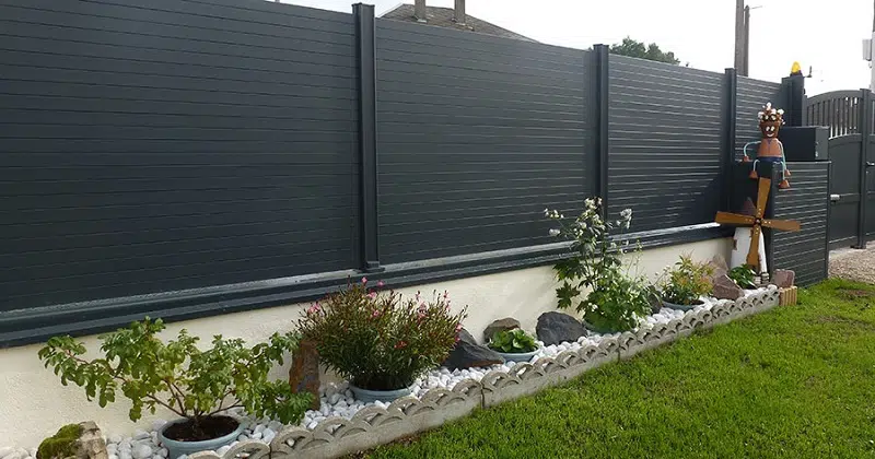 Pourquoi choisir l'aluminium pour votre clôture de jardin