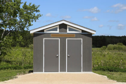 Abri de jardin composite : déclaration préalable ou permis de construire ?