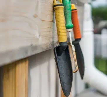 Outils de jardinage