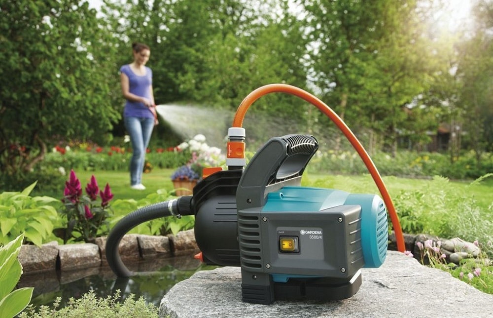 pompe à eau pour arroser votre jardin