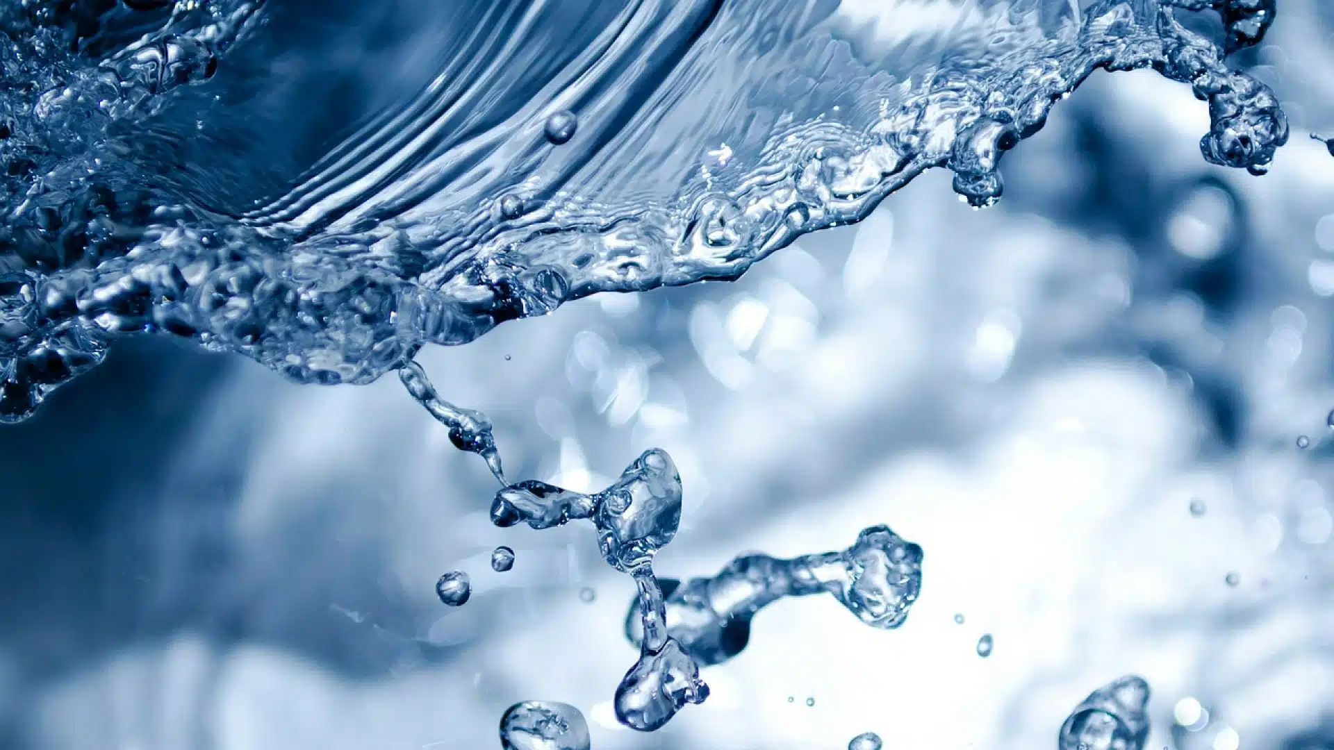 Quels sont les avantages des équipements pour la récupération d'eau de pluie ?